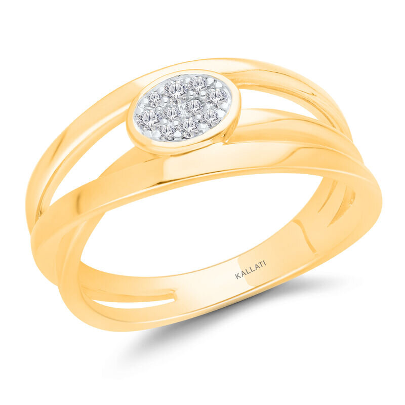 Diamond Oval Cluster Fashion Ring in 14k Yellow Gold